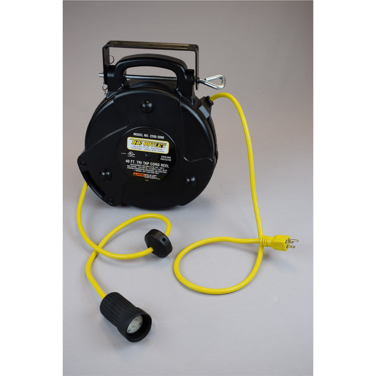 SafTlite by General Manufacturing Mid Size Power Supply Reel 15 Amp 40 Foot 12/3 Cord Single Outlet with Boot