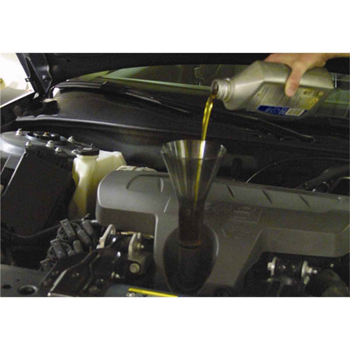 Assenmacher GM and FORD ENGINE OIL FUNNEL
