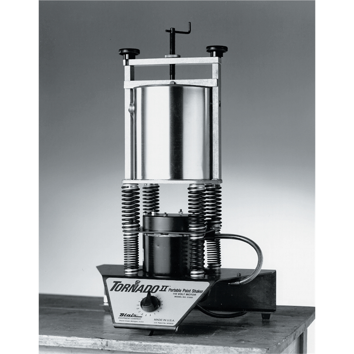 Blair TORNADO II ELECTRIC PAINT SHAKER