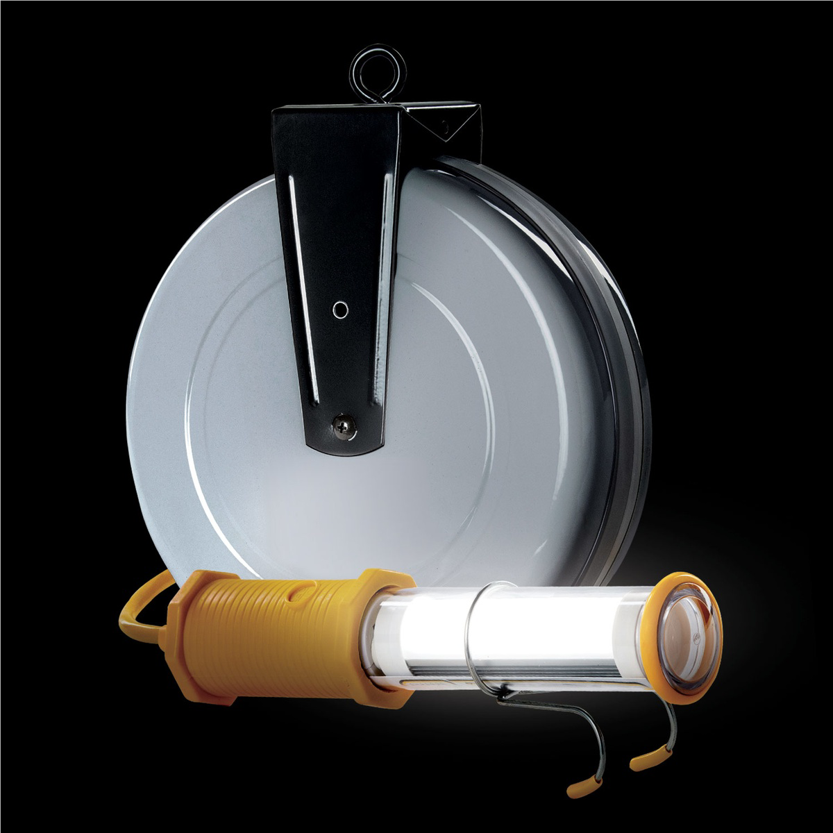 SafTlite by General Manufacturing 1000 Lumens Stubby II LED Without End Light on 40 Foot Auto Reel 18/2 SJTOWA Yellow Fix